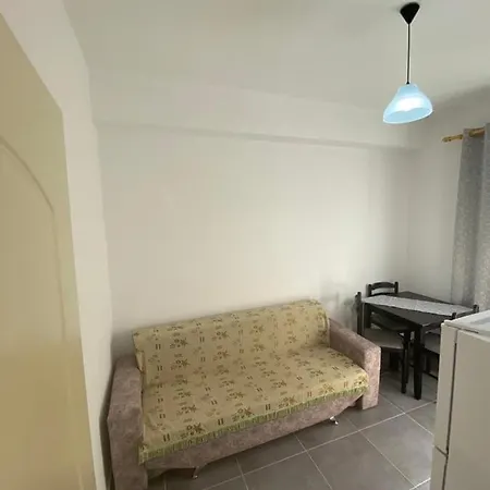 Vila Blue Vlorë